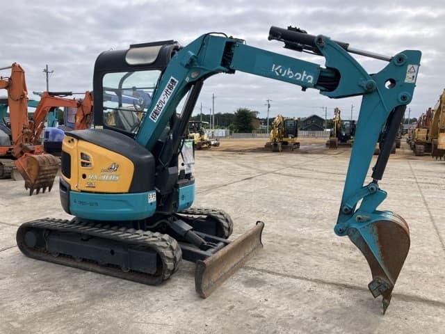 MINI EXCAVATOR — Auction (lot 8459-126)