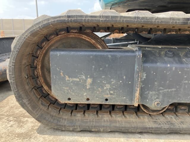 MINI EXCAVATOR — Auction (lot 8459-126)