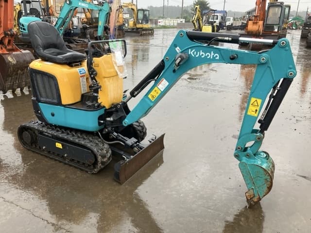 MINI EXCAVATOR — Auction (lot 8459-128)