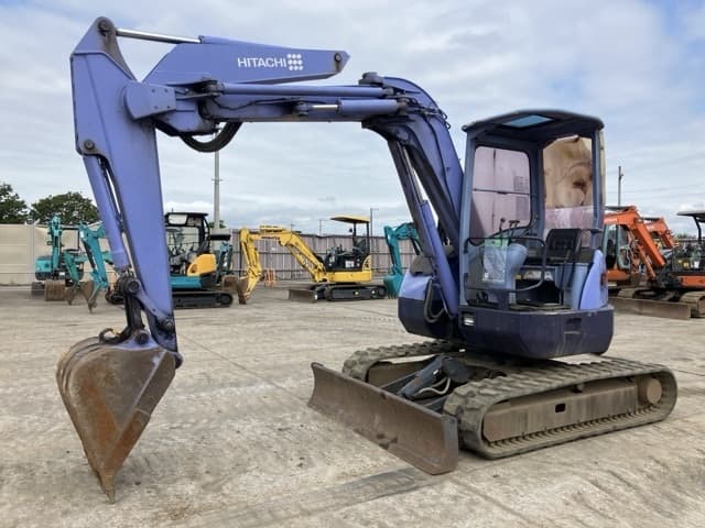 MINI EXCAVATOR — Auction (lot 8459-132)