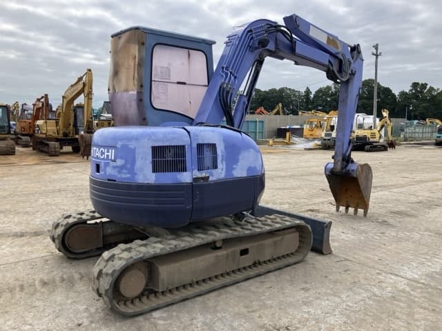 MINI EXCAVATOR — Auction (lot 8459-132)