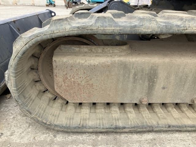 MINI EXCAVATOR — Auction (lot 8459-132)