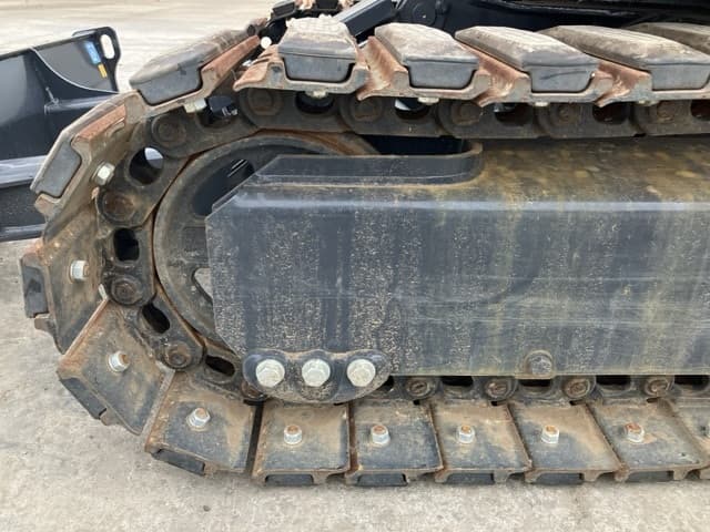 MINI EXCAVATOR — Auction (lot 8459-133)