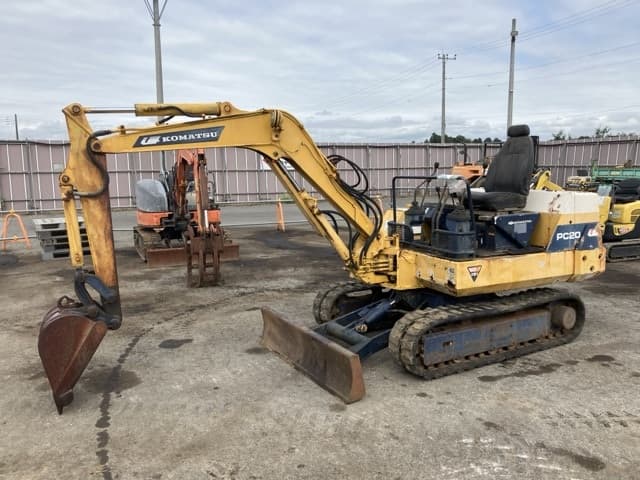 MINI EXCAVATOR — Auction (lot 8459-134)