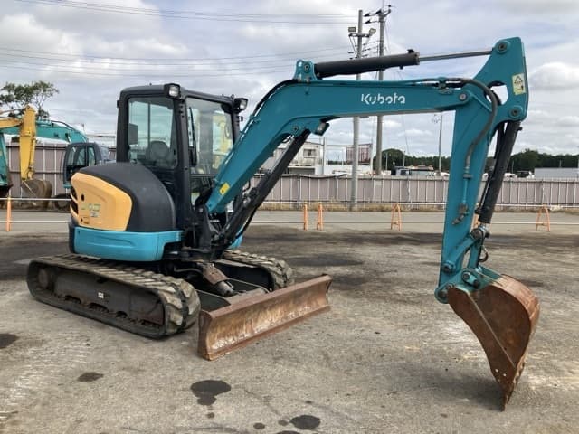 MINI EXCAVATOR — Auction (lot 8459-140)