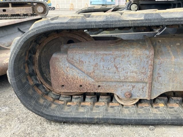 MINI EXCAVATOR — Auction (lot 8459-140)