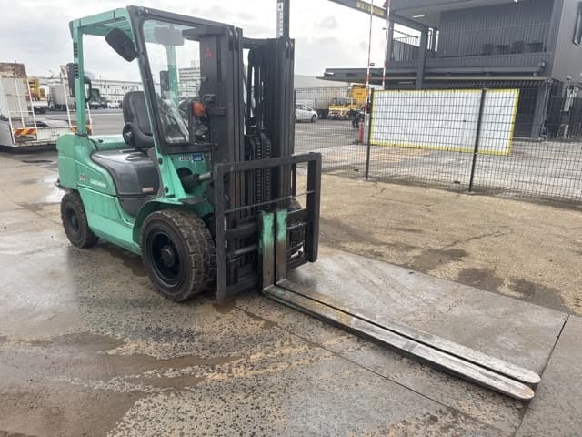 Forklift — Auction (lot 8459-14009)