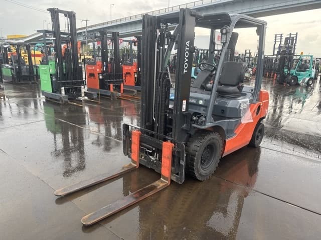 Forklift — Auction (lot 8459-14012)