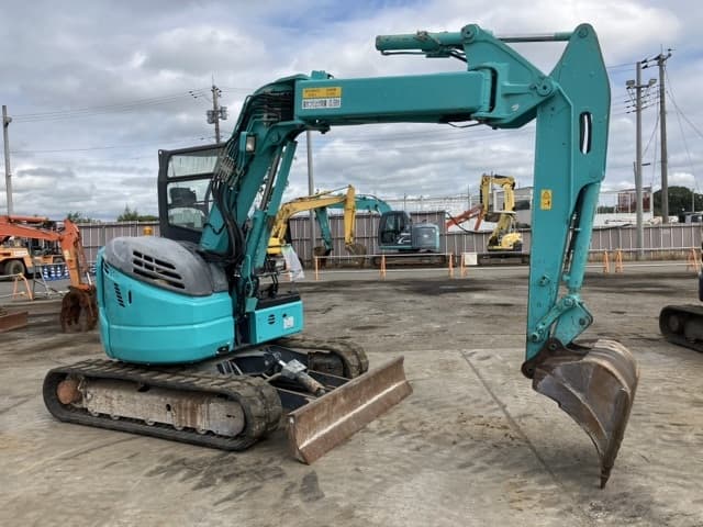 MINI EXCAVATOR — Auction (lot 8459-141)