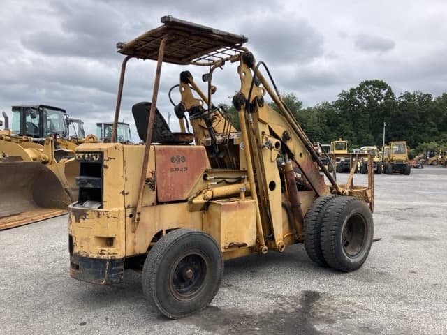 SHOVEL LOADER — Auction (lot 8459-143)