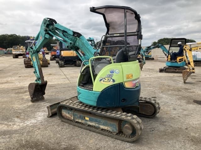 MINI EXCAVATOR — Auction (lot 8459-145)