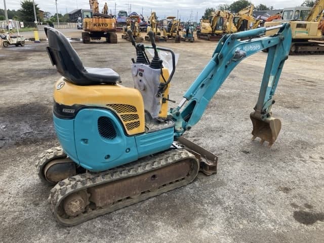 MINI EXCAVATOR — Auction (lot 8459-146)