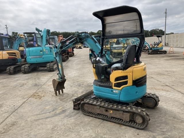 MINI EXCAVATOR — Auction (lot 8459-147)