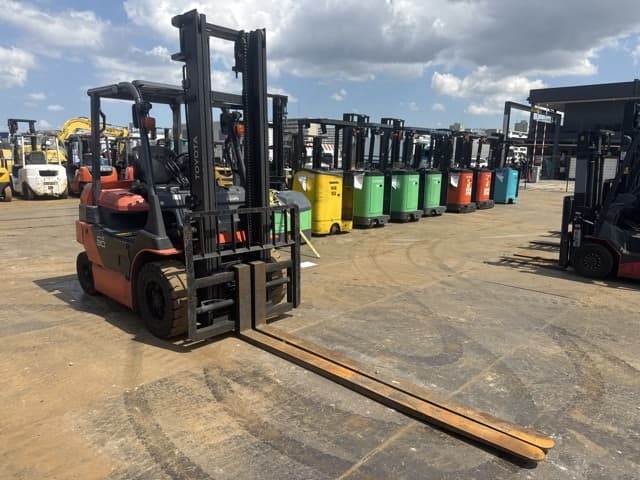 Battery Forklift — Auction (lot 8459-15007)
