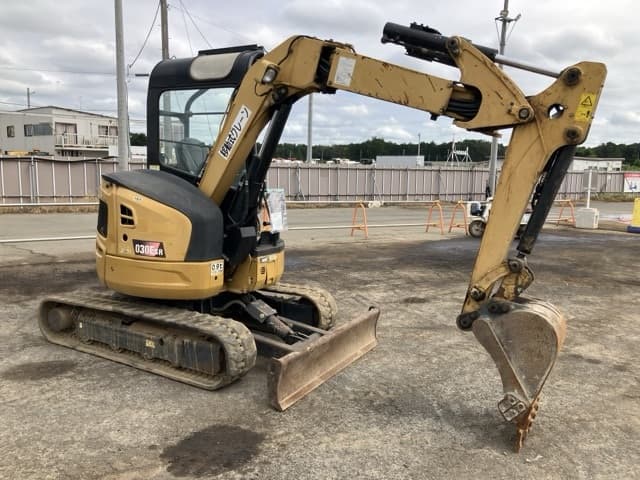 MINI EXCAVATOR — Auction (lot 8459-151)