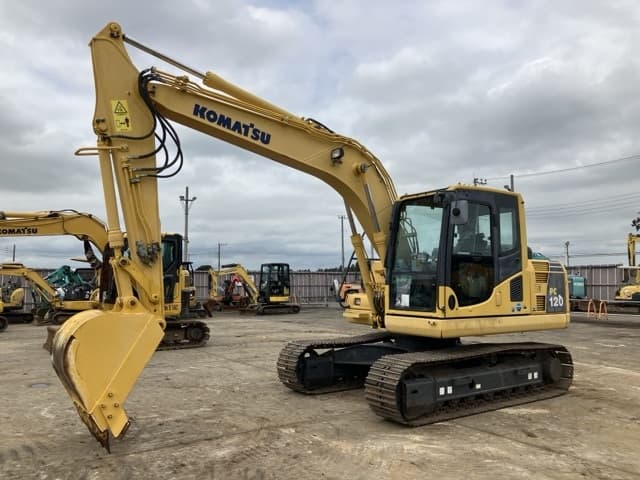 EXCAVATOR — Auction (lot 8459-158)