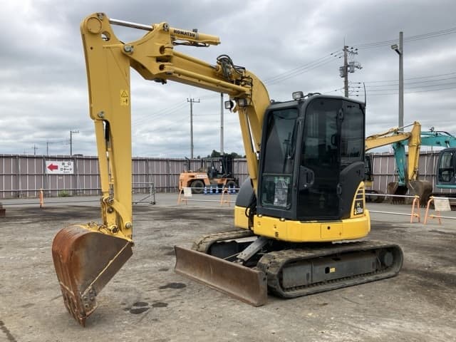 MINI EXCAVATOR — Auction (lot 8459-159)