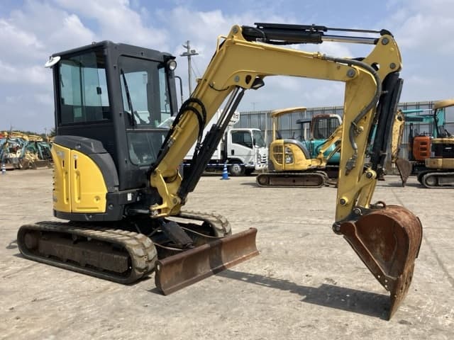 MINI EXCAVATOR — Auction (lot 8459-160)