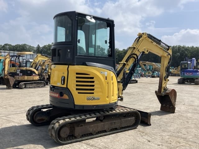 MINI EXCAVATOR — Auction (lot 8459-160)