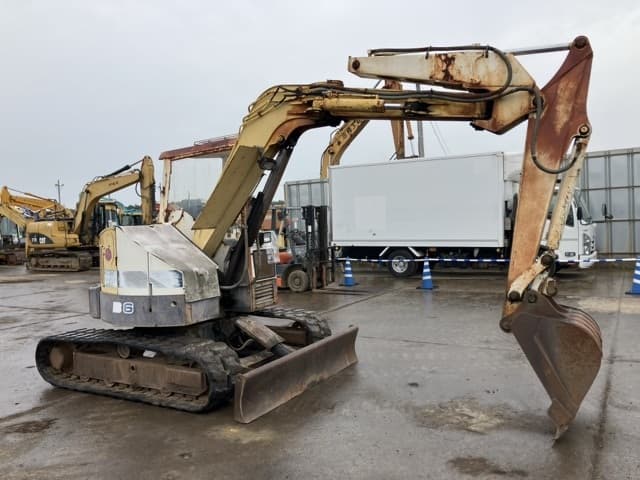 MINI EXCAVATOR — Auction (lot 8459-168)