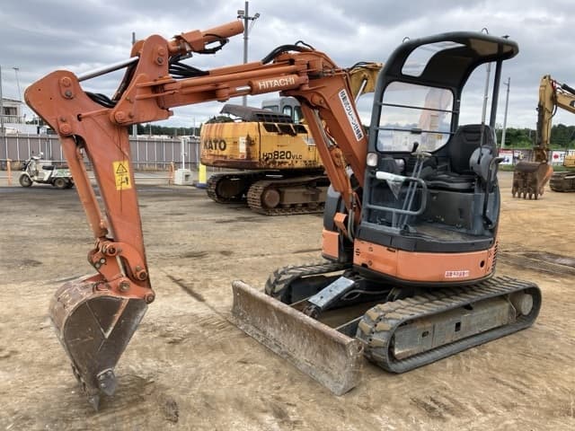 MINI EXCAVATOR — Auction (lot 8459-169)