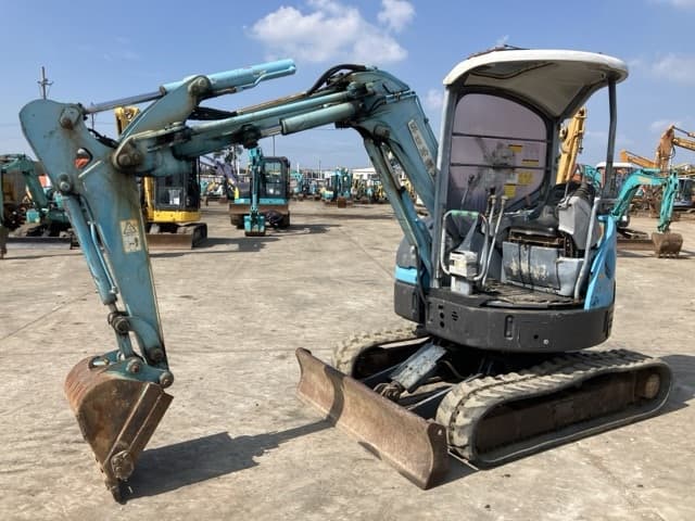 MINI EXCAVATOR — Auction (lot 8459-170)