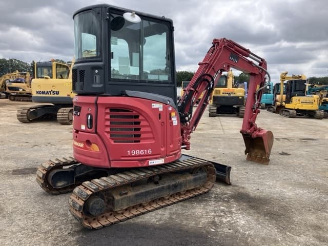 MINI EXCAVATOR — Auction (lot 8459-171)
