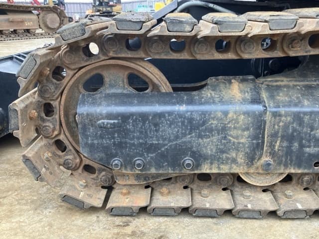 MINI EXCAVATOR — Auction (lot 8459-173)