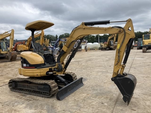 MINI EXCAVATOR — Auction (lot 8459-177)