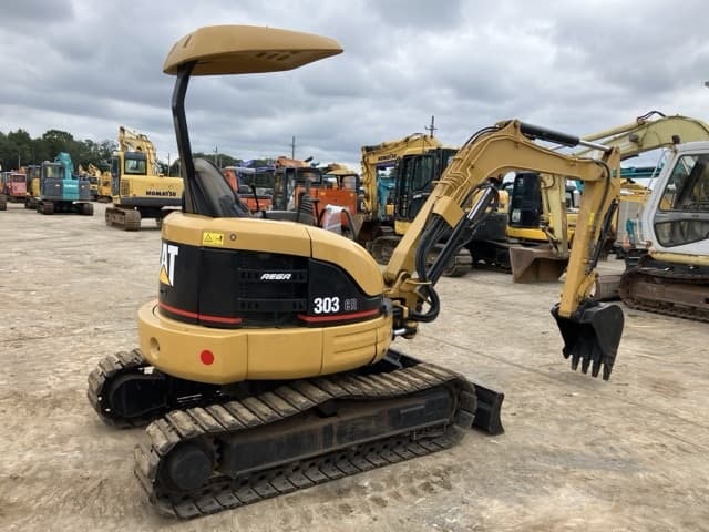 MINI EXCAVATOR — Auction (lot 8459-177)