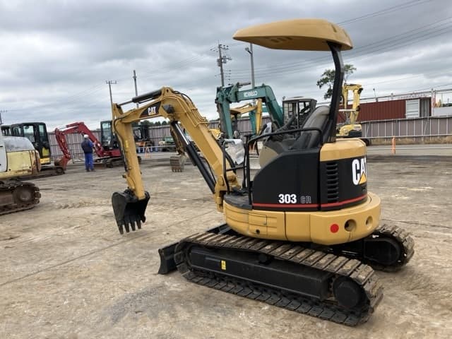 MINI EXCAVATOR — Auction (lot 8459-177)