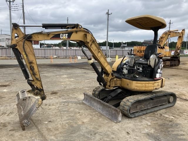 MINI EXCAVATOR — Auction (lot 8459-178)