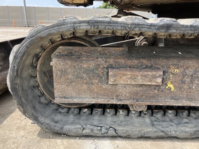 MINI EXCAVATOR — Auction (lot 8459-178)