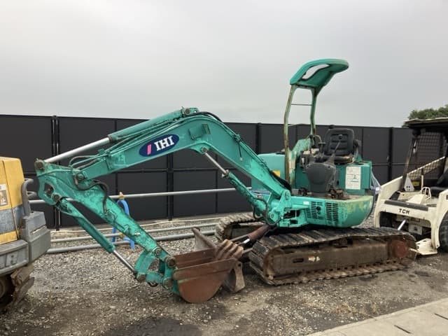 MINI EXCAVATOR — Auction (lot 8459-1801)