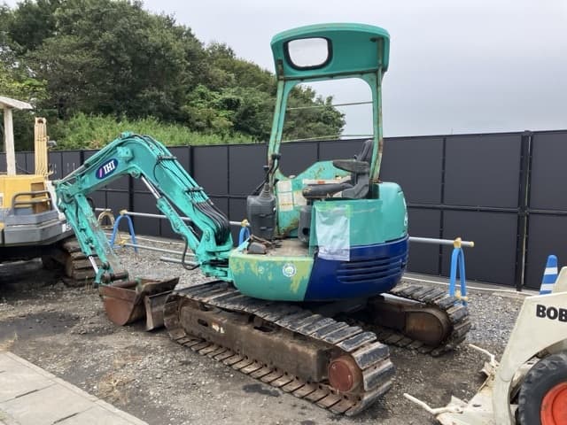 MINI EXCAVATOR — Auction (lot 8459-1801)