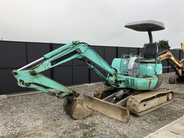 MINI EXCAVATOR — Auction (lot 8459-1805)