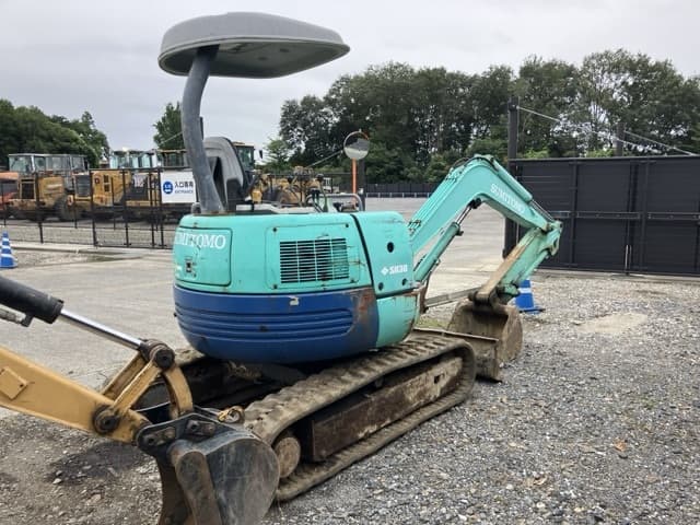 MINI EXCAVATOR — Auction (lot 8459-1805)