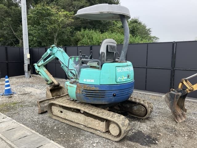 MINI EXCAVATOR — Auction (lot 8459-1805)