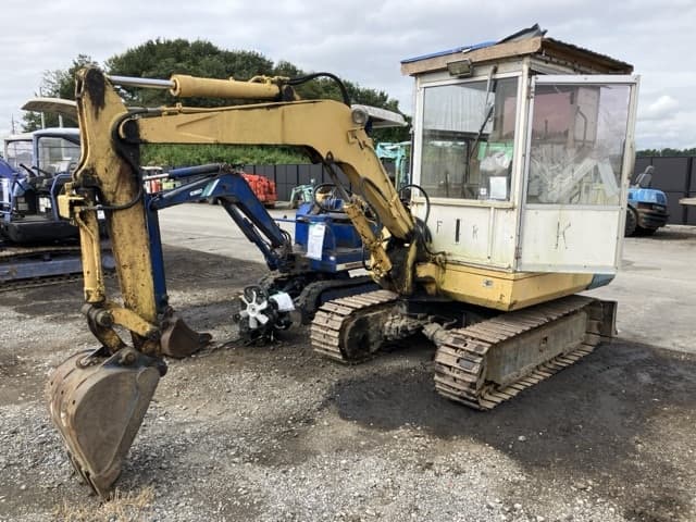 MINI EXCAVATOR — Auction (lot 8459-1806)