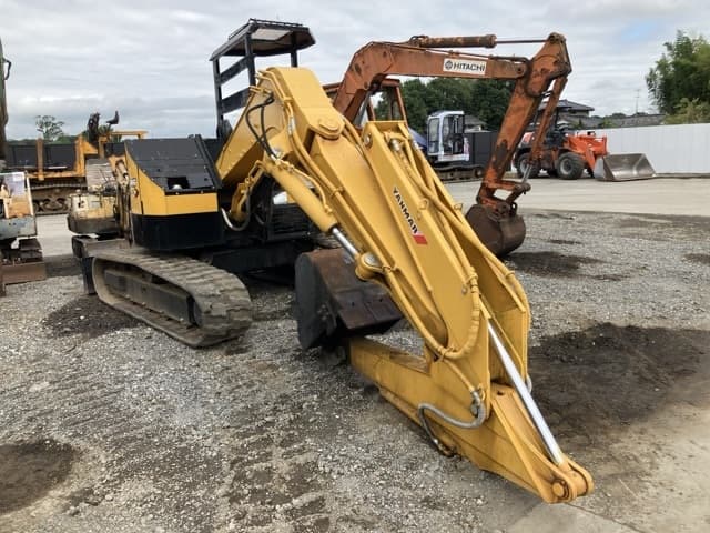 MINI EXCAVATOR — Auction (lot 8459-1807)
