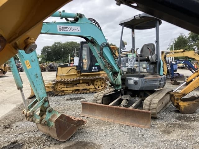 MINI EXCAVATOR — Auction (lot 8459-1808)