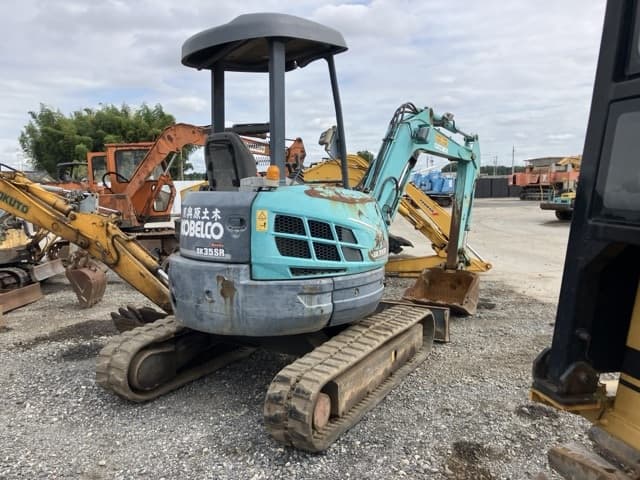MINI EXCAVATOR — Auction (lot 8459-1808)