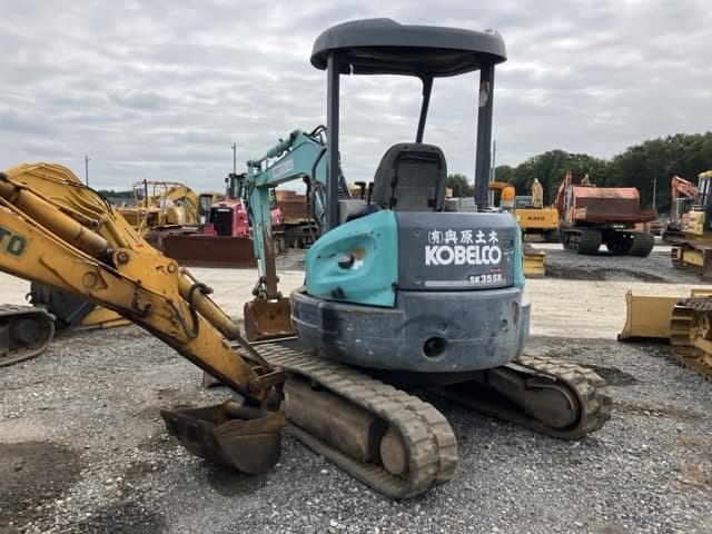 MINI EXCAVATOR — Auction (lot 8459-1808)
