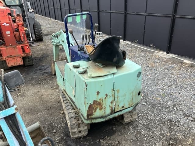MINI EXCAVATOR — Auction (lot 8459-1809)