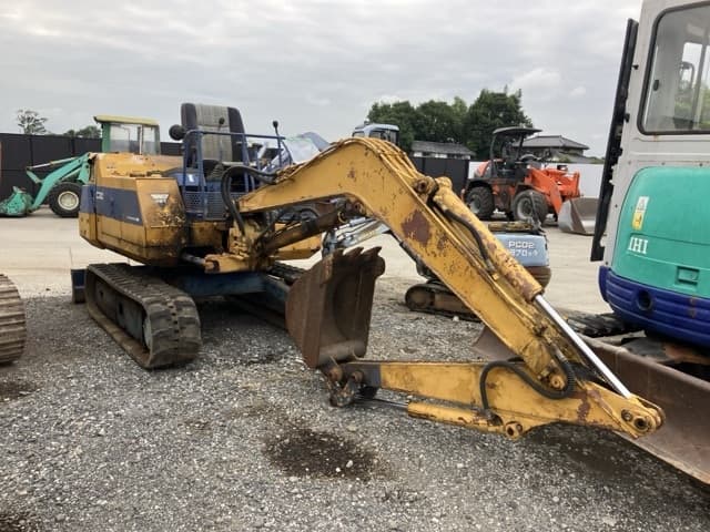 MINI EXCAVATOR — Auction (lot 8459-1812)