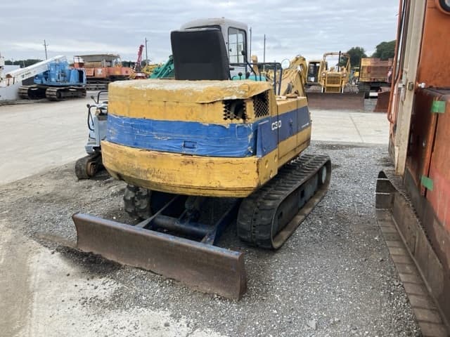 MINI EXCAVATOR — Auction (lot 8459-1812)