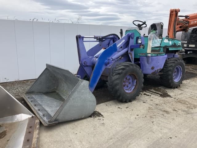 MINI WHEEL LOADER — Auction (lot 8459-1822)