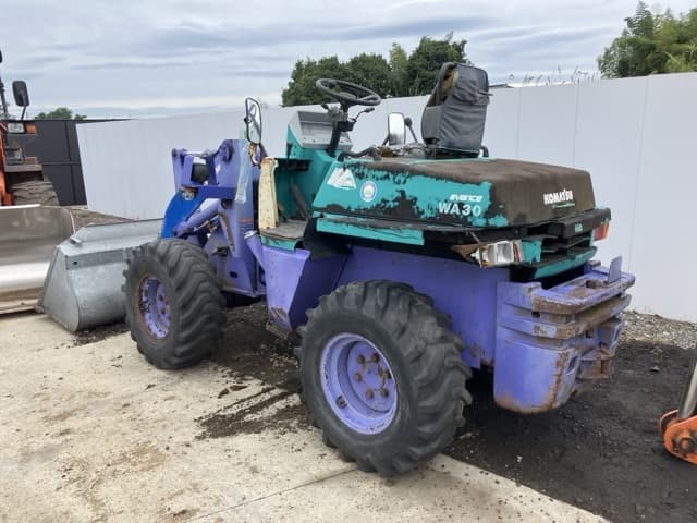 MINI WHEEL LOADER — Auction (lot 8459-1822)