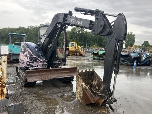 MINI EXCAVATOR — Auction (lot 8459-1825)