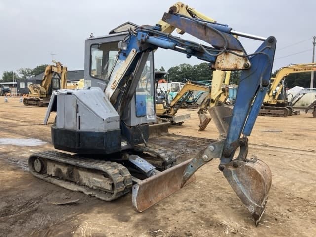 MINI EXCAVATOR — Auction (lot 8459-1835)